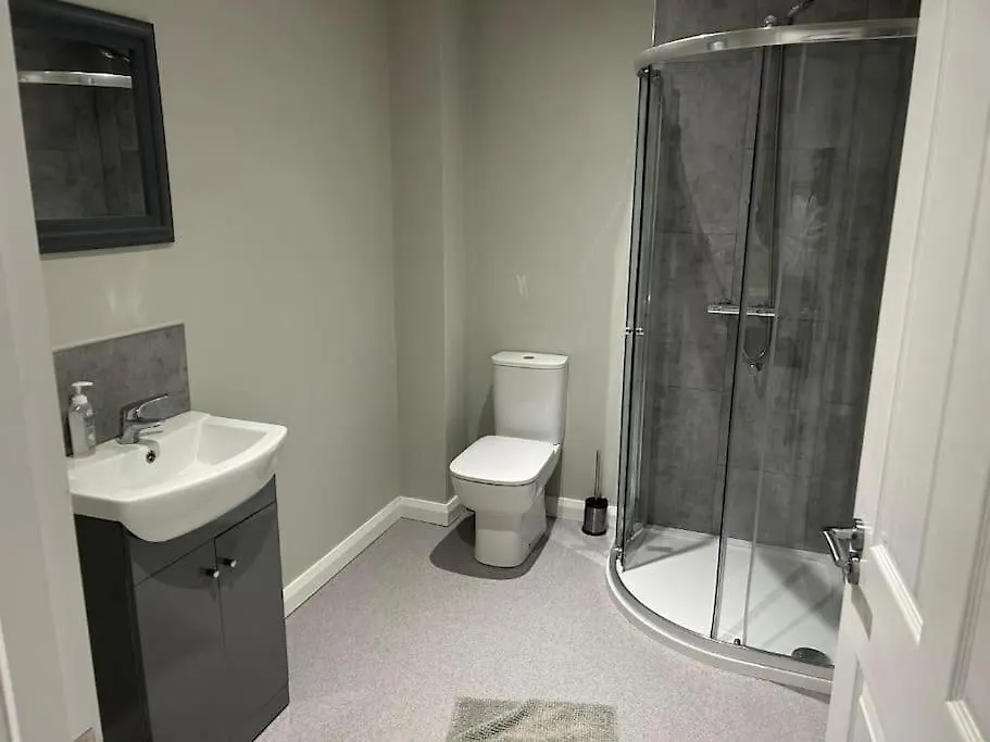 Spacious 2 Bedroom Apartment Near City Center Belfast Velká Británie
